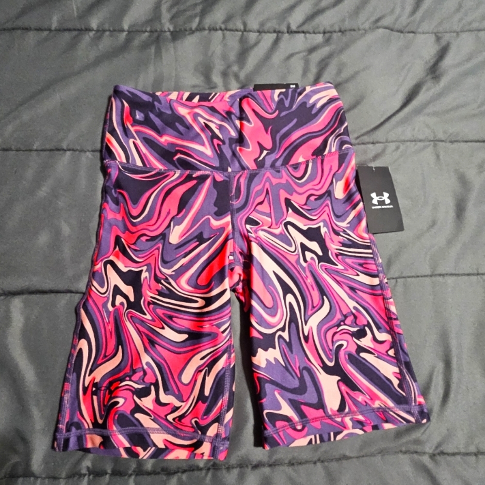 NWT UA Biker Short Small
